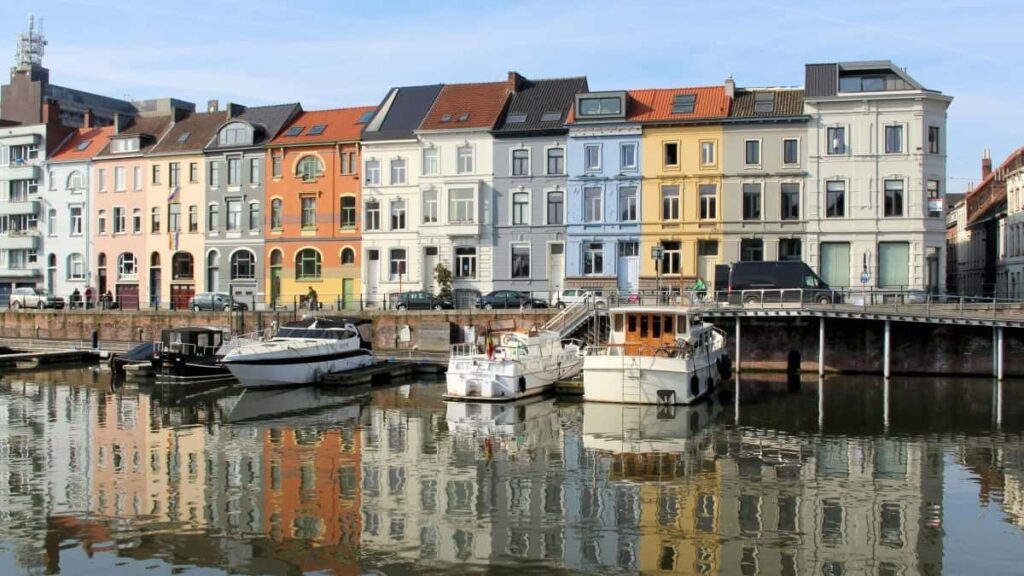 2025 Sweden Pinterest AllCategory Advertising Rate Card para Mozambique