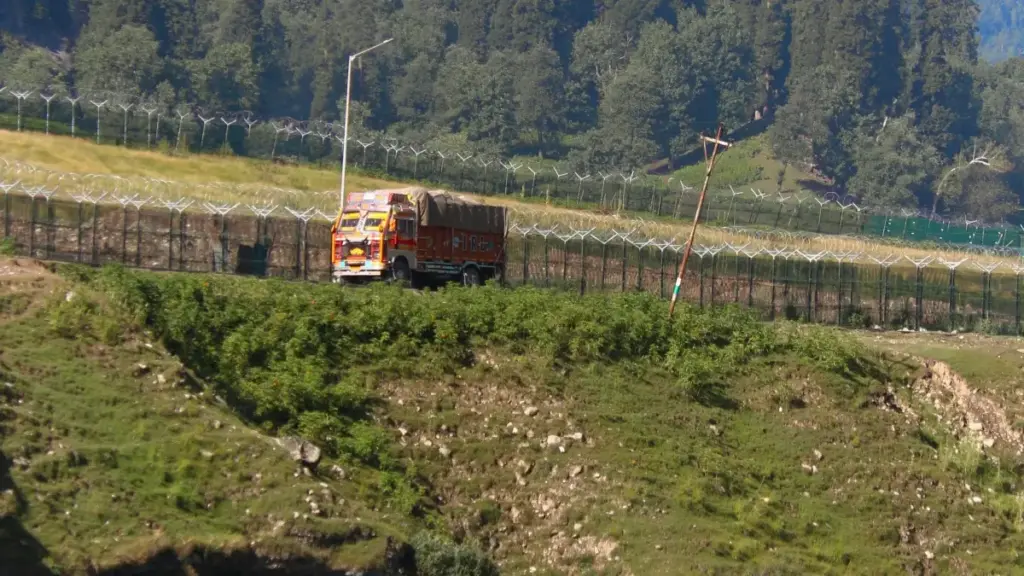 Guia prático para criadores em Moçambique: como localizar, abordar e fechar parcerias com marcas luxemburguesas no VKontakte, com táticas, casos e riscos.