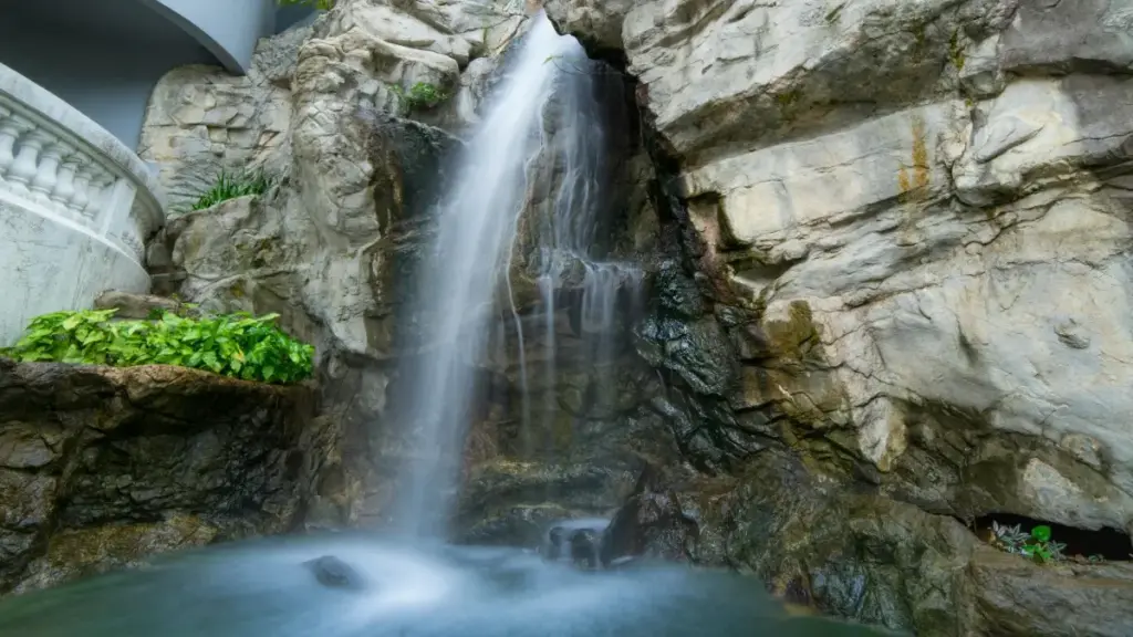 Guia prático para creators em Moçambique sobre como abordar marcas australianas na Amazon e fechar colaborações ligadas a trends musicais.