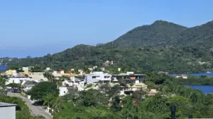 Guia prático para anunciantes em Moçambique sobre como identificar, avaliar e contratar criadores venezuelanos no WeChat para impulsionar awareness global, com táticas locais e riscos.