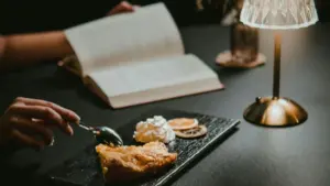 Guia prático para marcas em Moçambique encontrarem criadores do Iraque no Instagram e lançarem testes de produto com micro influenciadores sem dar tiro no pé.